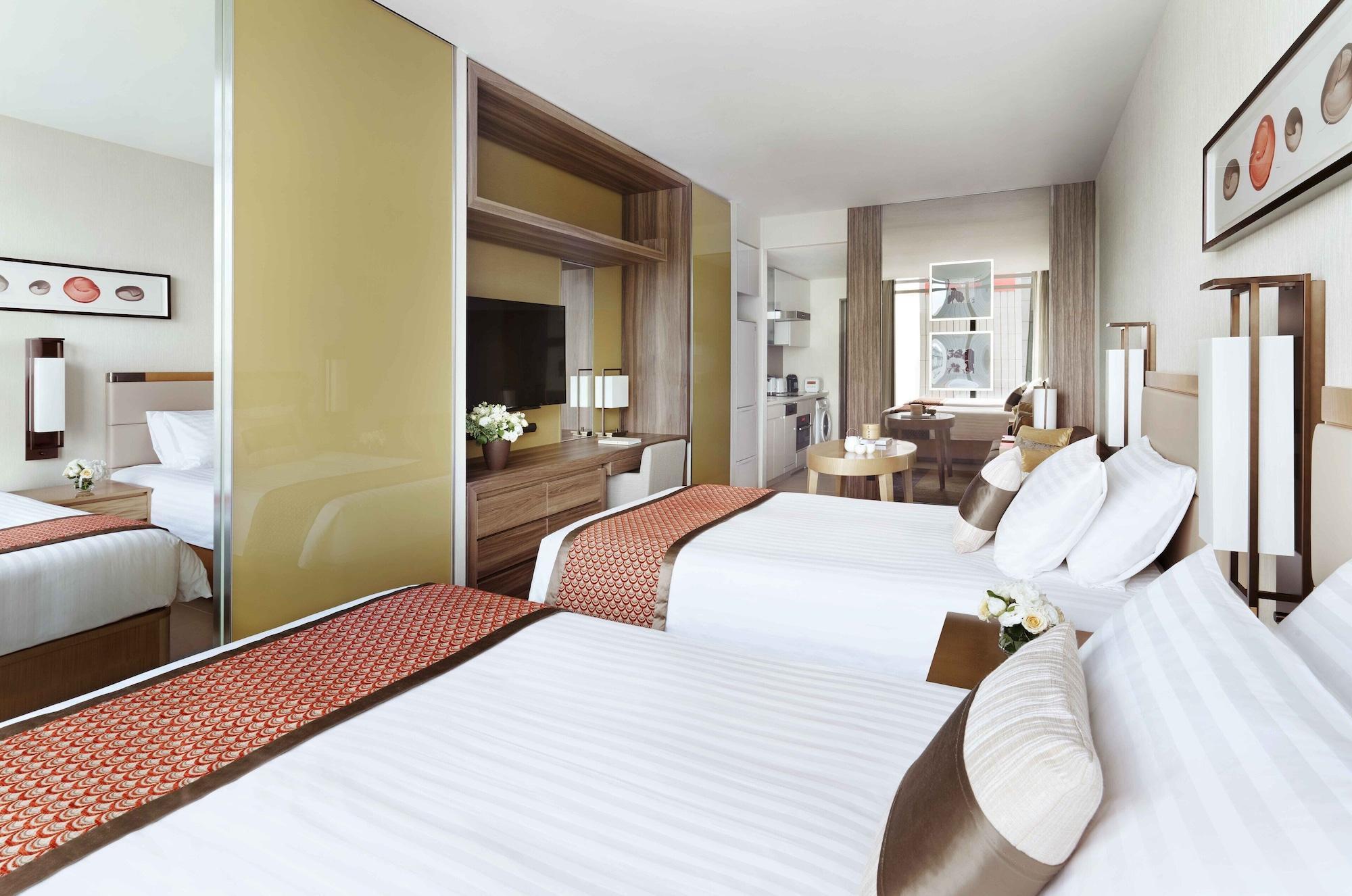 ホテル オークウッドプレミア東京 東京都 エクステリア 写真 A typical room at the hotel